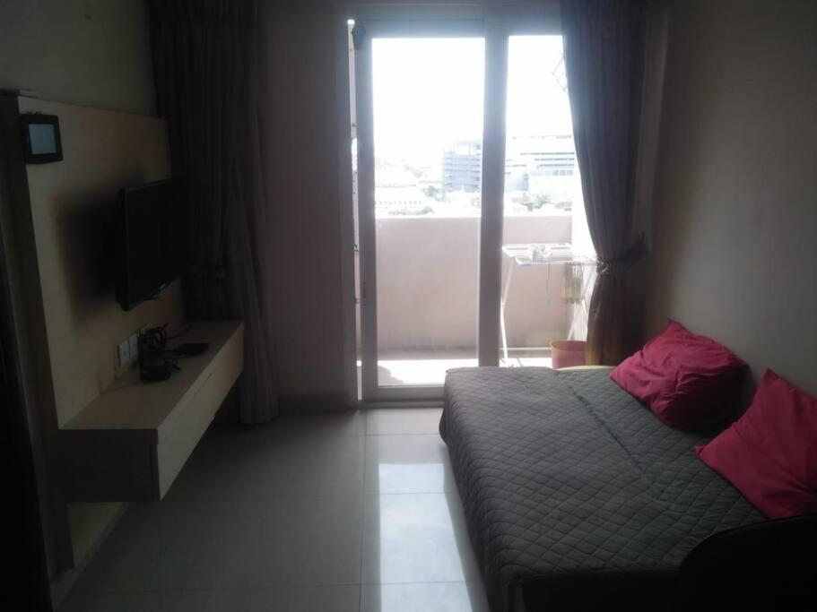 Mg Suite 1Bedroom Apartment By Just Inn Management Semarang Exterior photo